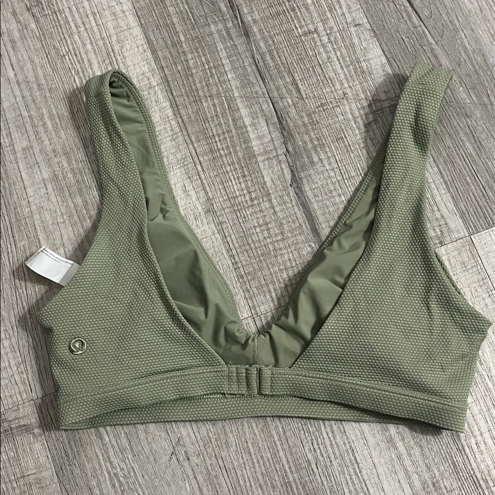 Lululemon Athletica Sage Green Textured Bralette - Picture 4 of 8